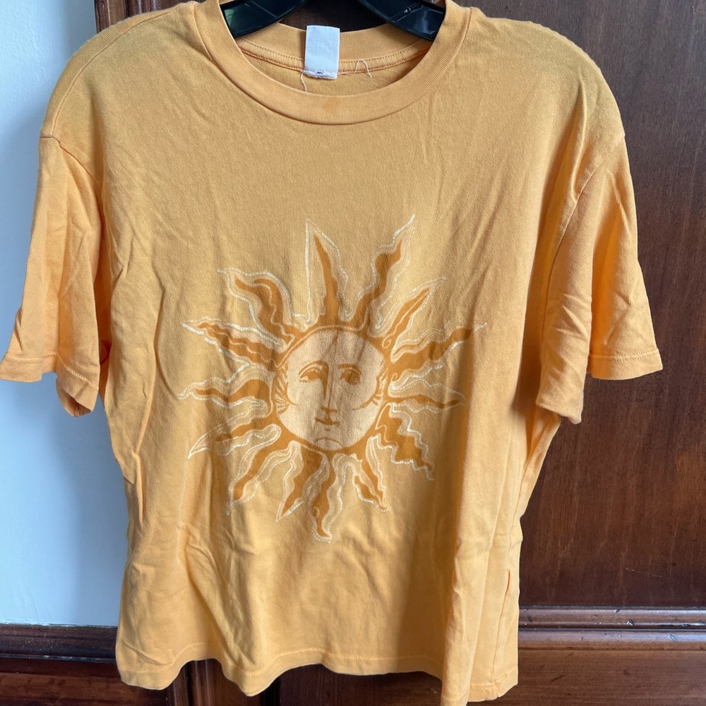 Urban Outfitters sun graphic tee shirt